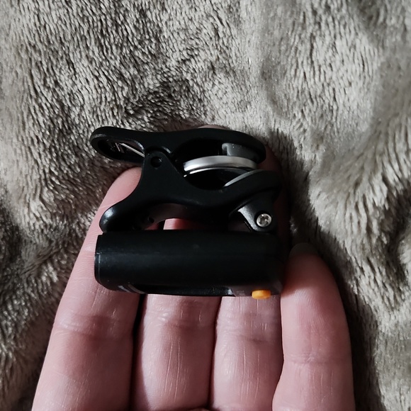 T2 Guitar Tuner - Picture 3 of 4